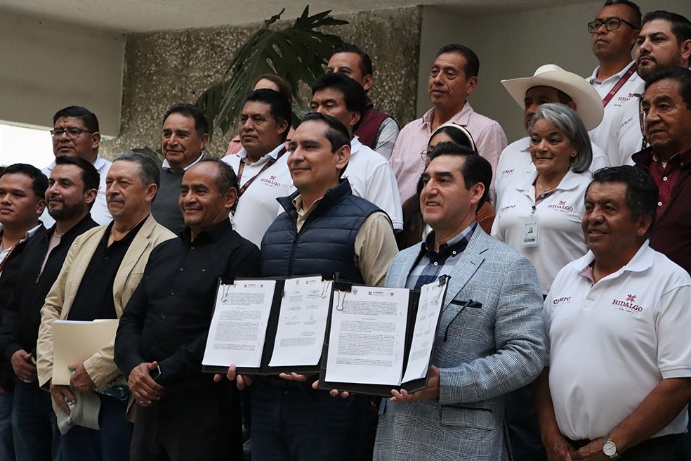 Saderh y Universidad de Chapingo firman convenio para el análisis de suelos agrícolas 