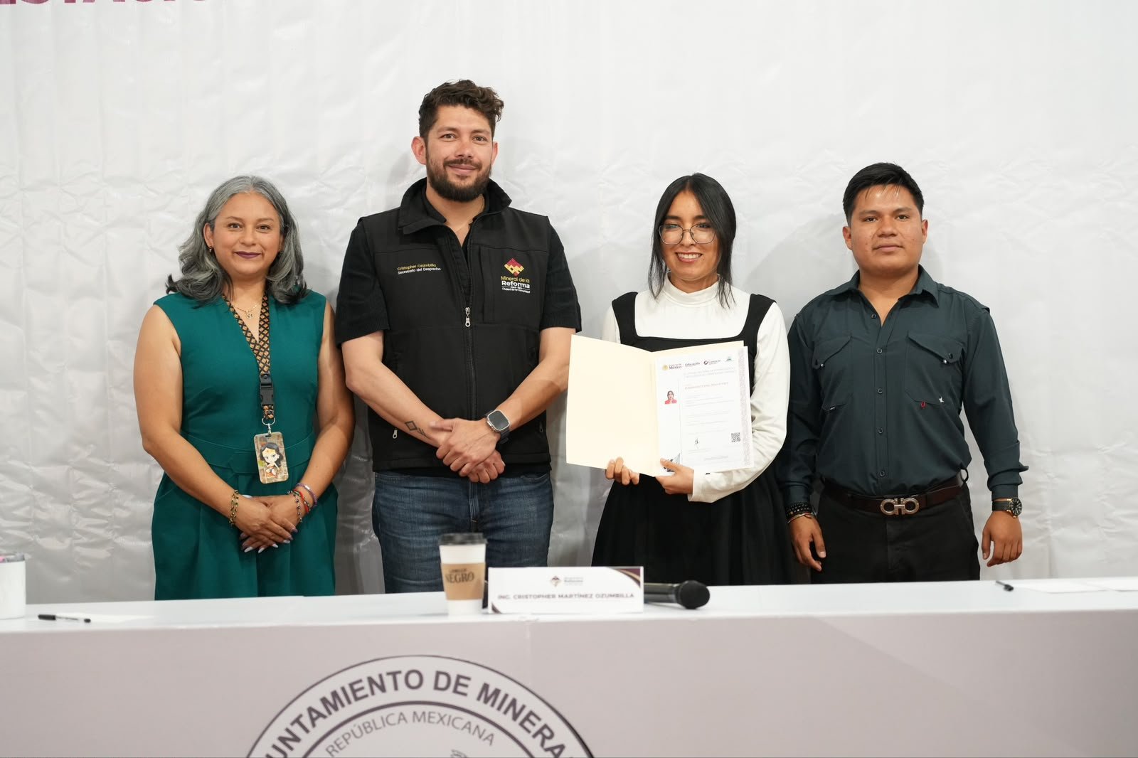 Funcionarios de Mineral de la Reforma concluyen capacitación