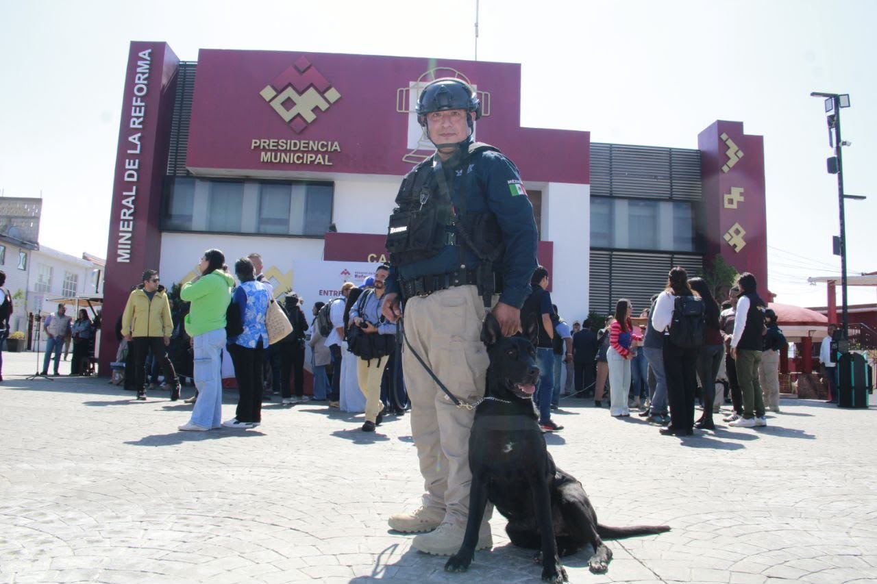 COMPROMISO HUMANÍSTICO DESTACA A LA DIRECCIÓN CANINA K9 DE MINERAL DE LA REFORMA  