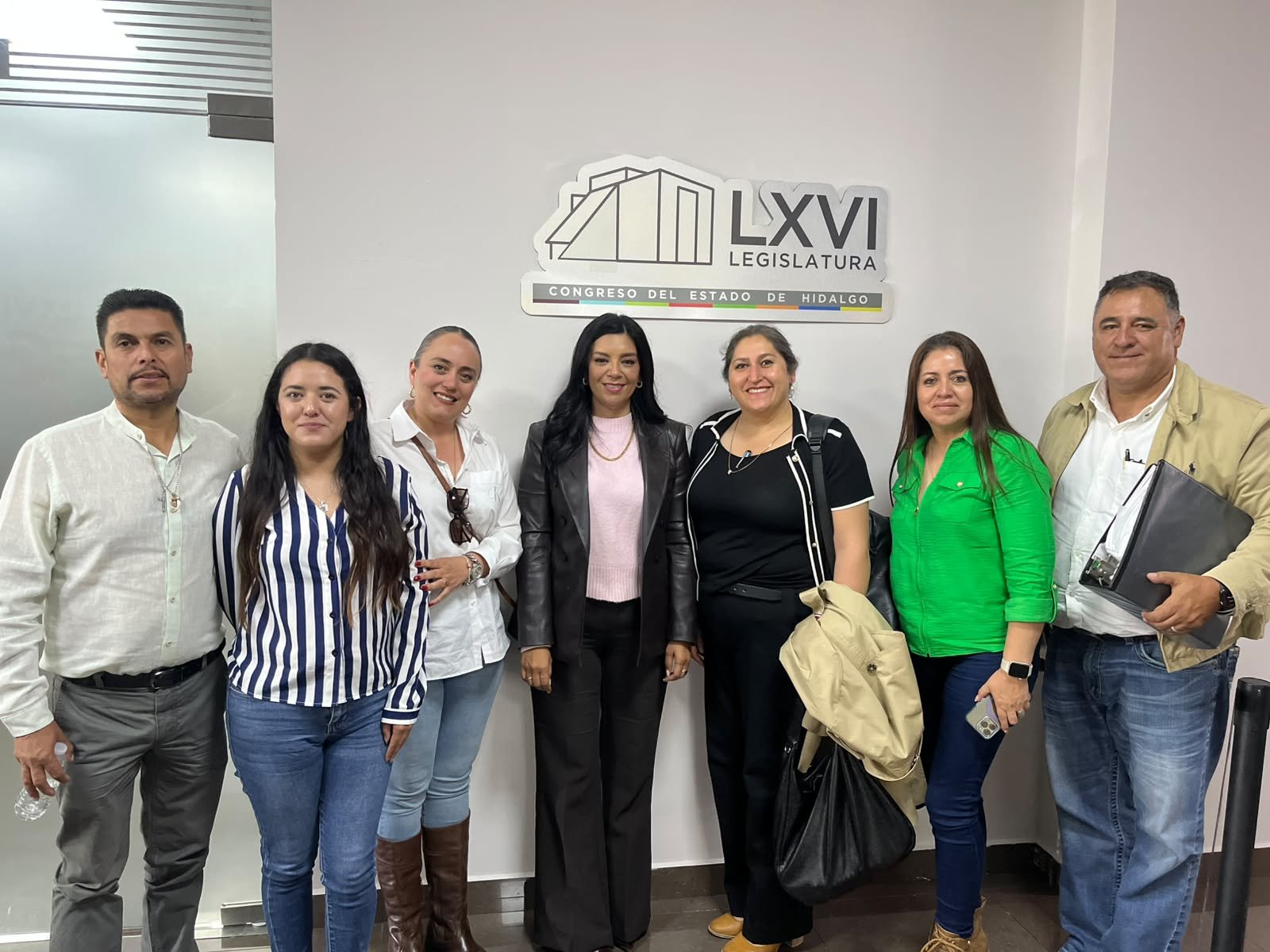 LLAMAN A FORTALECER LA GOBERNABILIDAD EN NOPALA DE VILLAGRÁN: KARLA PERALES