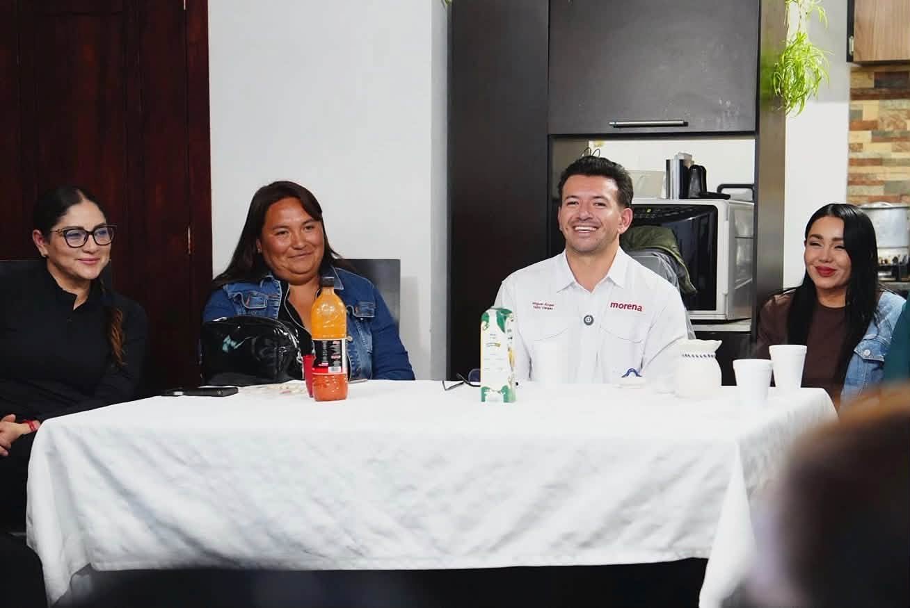 Miguel Tello fortalece el diálogo y la unidad con vecinos de El Huixmí, Pachuca